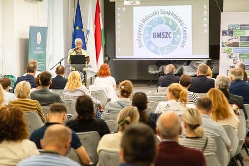 A Nemzeti Pedagógus Kar és a Kulturális és Innovációs Minisztérium közös konferenciája