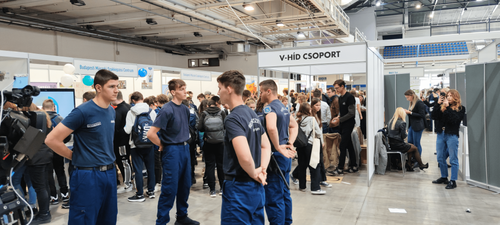 Pályaválasztási eseményről fotó jelenítődik meg