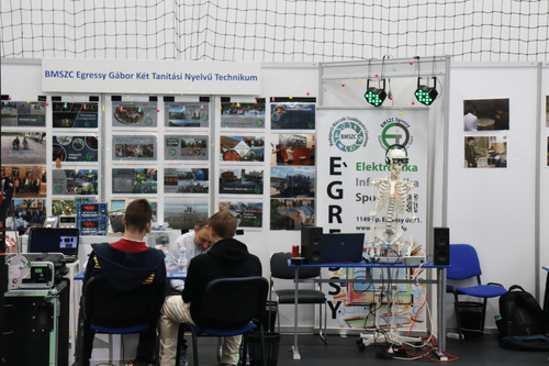 Pályaválasztási eseményről fotó jelenítődik meg