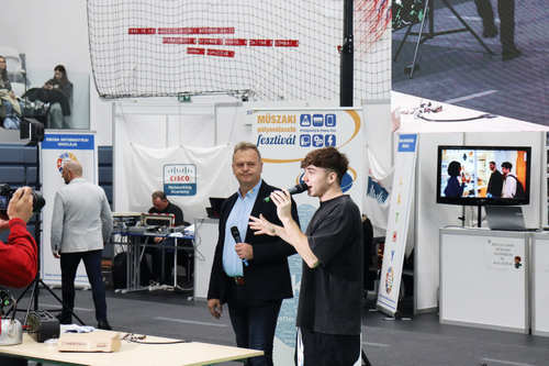 Pályaválasztási eseményről fotó jelenítődik meg