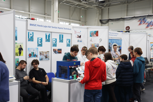 Pályaválasztási eseményről fotó jelenítődik meg