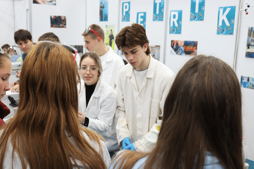 Pályaválasztási eseményről fotó jelenítődik meg