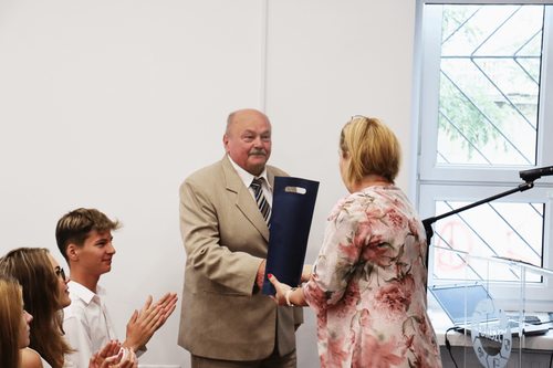 Díjátadás, oktatók