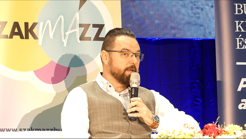 Pályaválasztási eseményről fotó jelenítődik meg