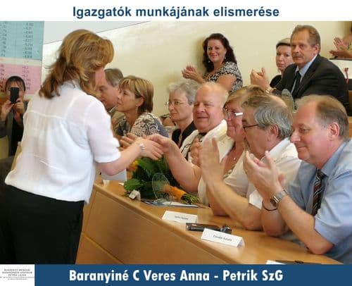 Oktatónkat köszöntjük Oklevéllel