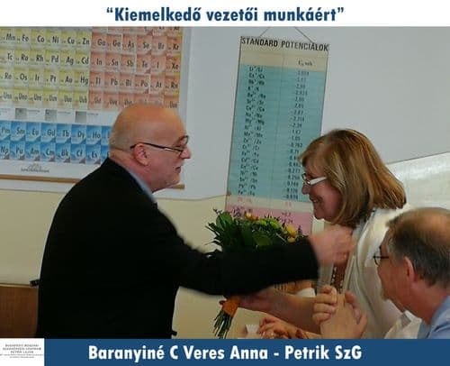 Oktatónkat köszöntjük Oklevéllel