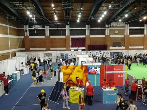 Pályaválasztási eseményről fotó jelenítődik meg