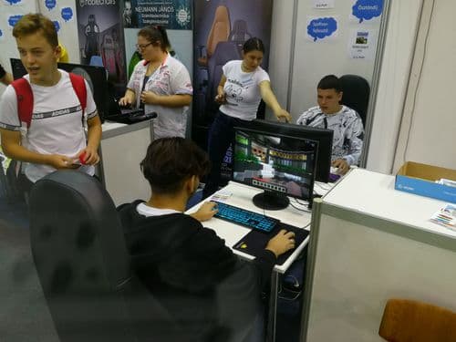 Pályaválasztási eseményről fotó jelenítődik meg