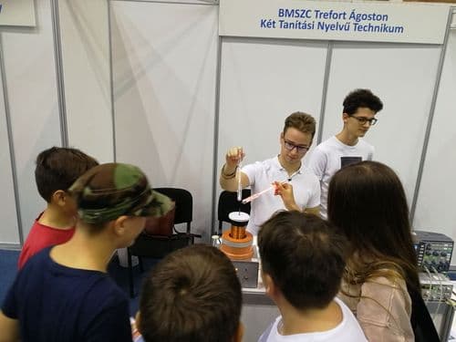 Pályaválasztási eseményről fotó jelenítődik meg