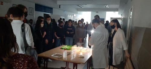 Diákéletről fotó jelenítődik meg