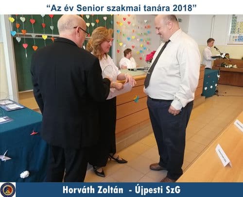 Oktatónkat köszöntjük Oklevéllel