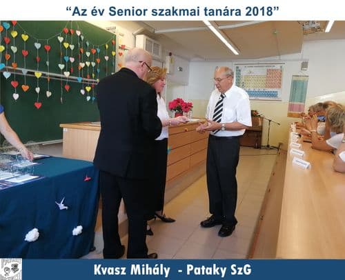 Oktatónkat köszöntjük Oklevéllel