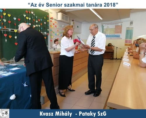 Oktatónkat köszöntjük Oklevéllel