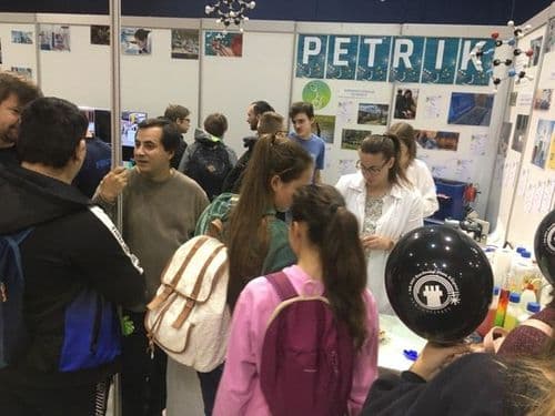 Pályaválasztási eseményről fotó jelenítődik meg