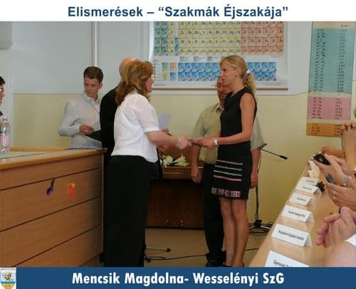 Oktatónkat köszöntjük Oklevéllel